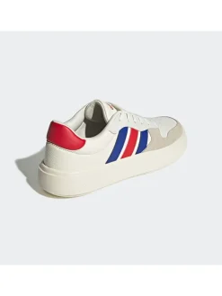 Sneakers in Creme><noscript><img width=