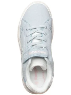 Sneakers in Hellblau><noscript><img width=