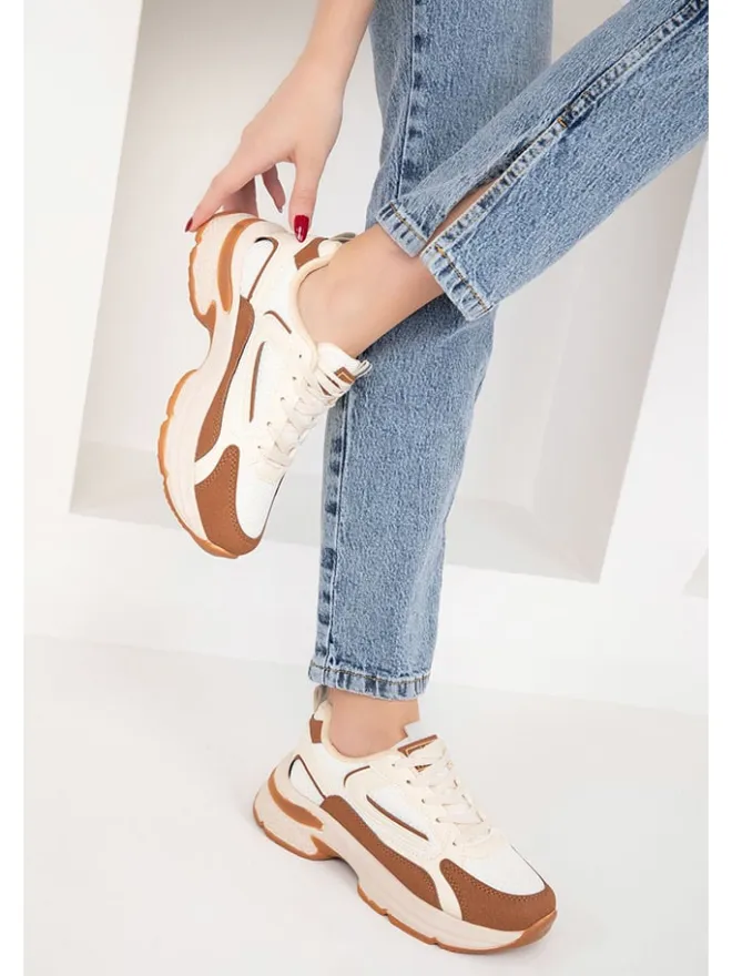 Sneakers in Hellbraun>trendyol Outlet