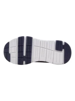 Sneakers in Lila><noscript><img width=
