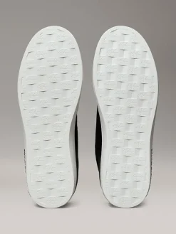 Sneakers in Schwarz><noscript><img width=