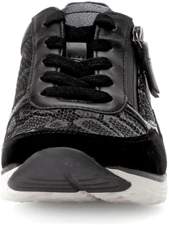 Sneakers in Schwarz><noscript><img width=