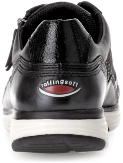 Sneakers in Schwarz><noscript><img width=