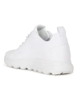 Sneakers in Weiß><noscript><img width=