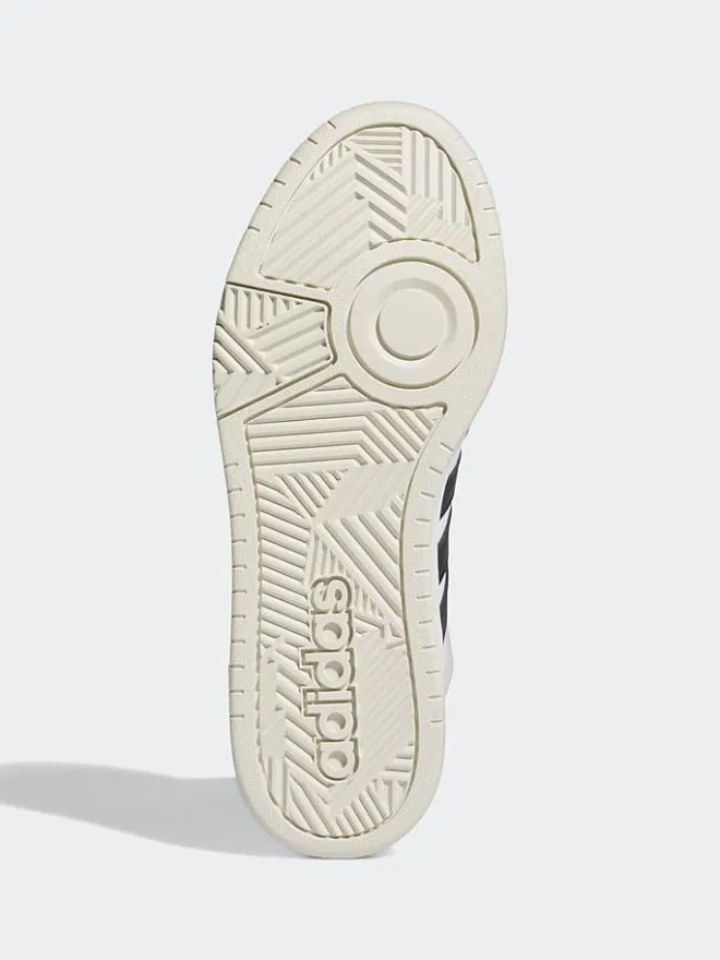 adidas Sneakers^Sneakers in Weiß/ Schwarz