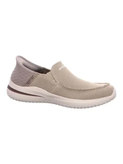 Sportliche Slipper in Beige><noscript><img width=