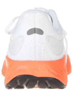 Sportschuhe in Weiß><noscript><img width=
