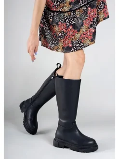 trendyol Stiefel & Boots^Stiefel in Schwarz