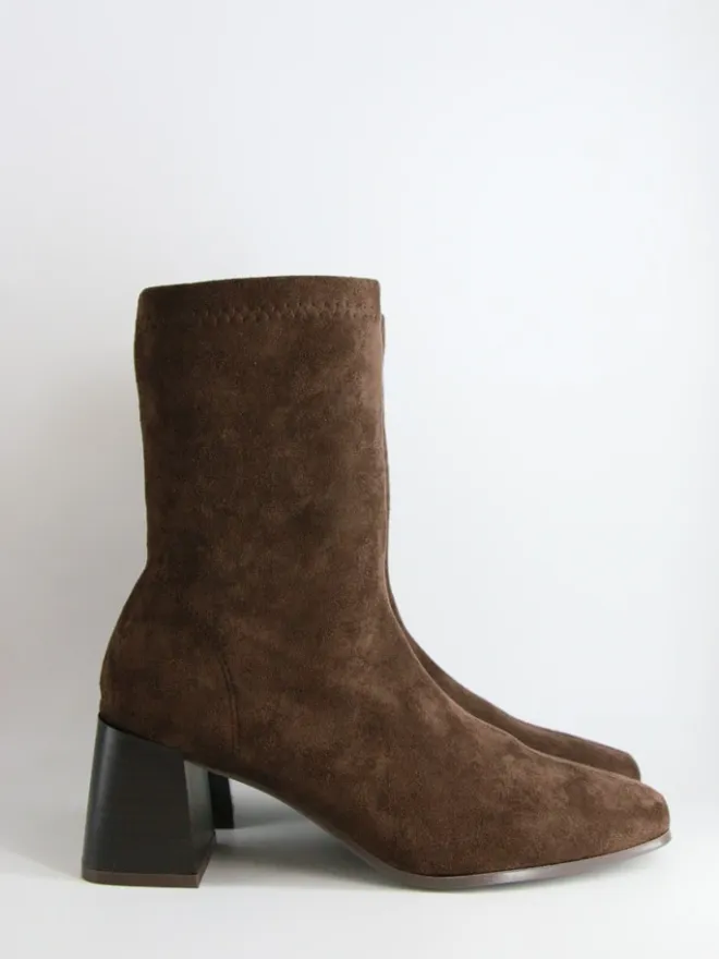 Stiefeletten in Schwarz/ Braun>Bellucci