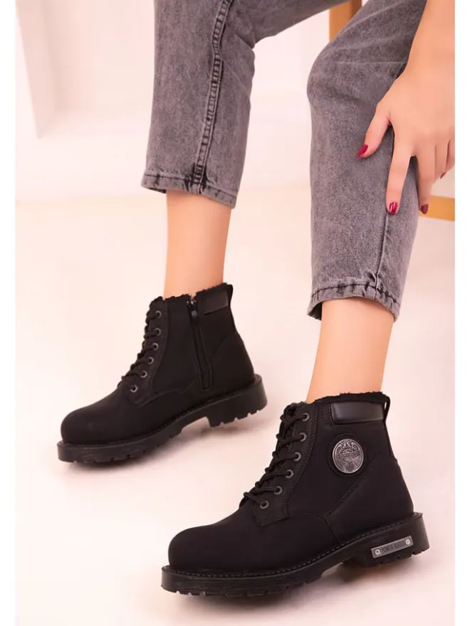 Winterboots in Schwarz>trendyol Outlet