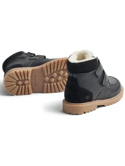 Winterboots in Schwarz><noscript><img width=