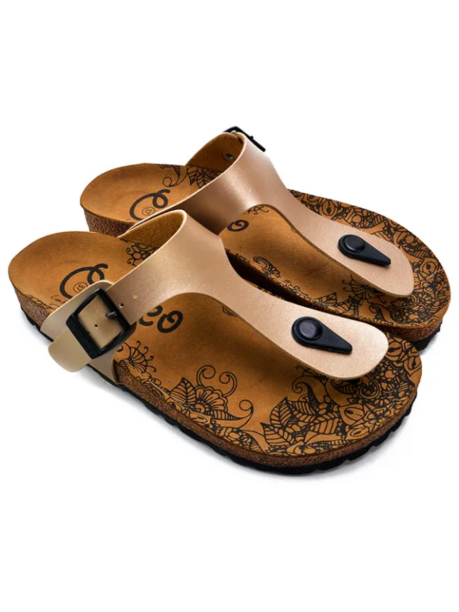 Calceo Sandalen^Zehentrenner in Gold